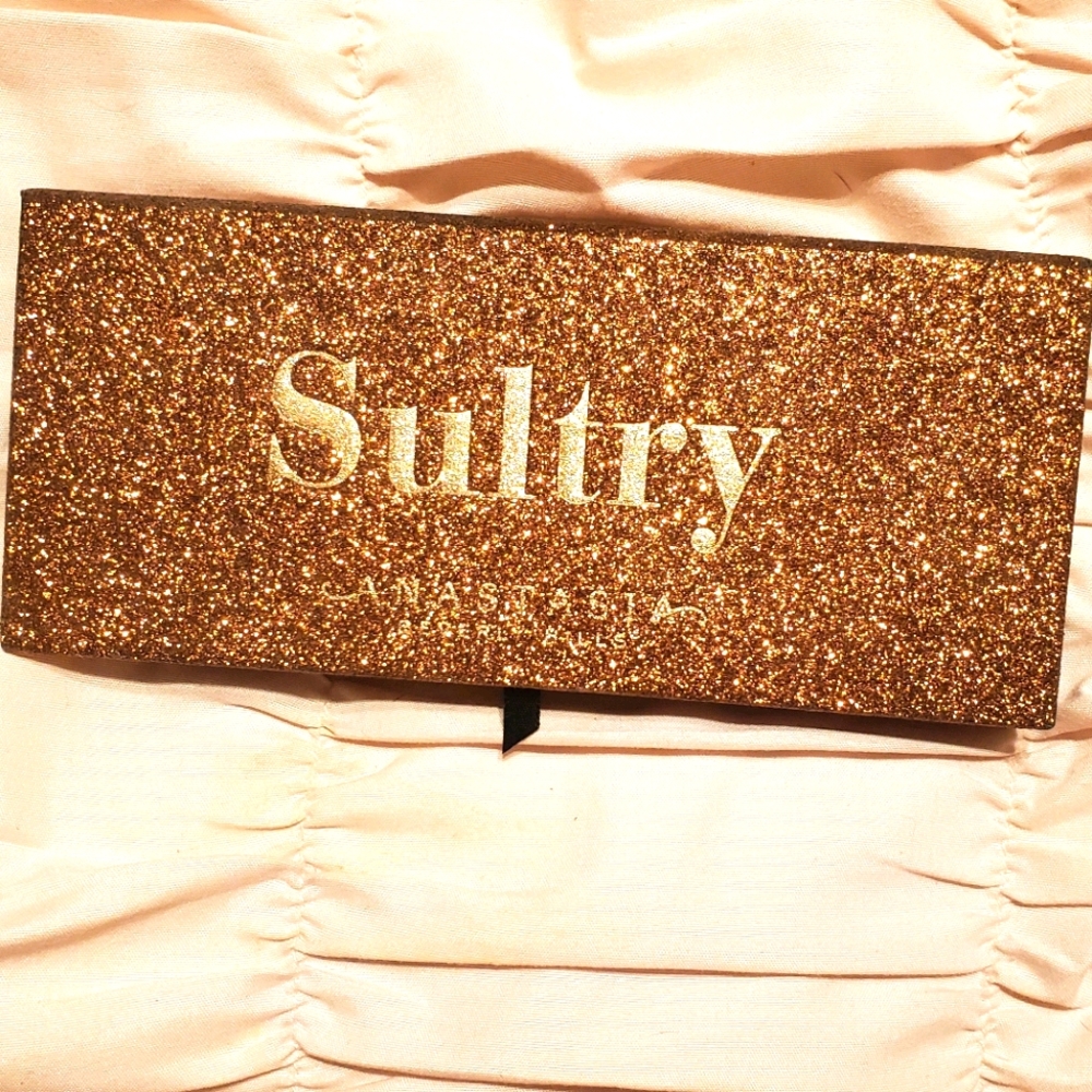 Anastasia Beverly Hills Sultry palette